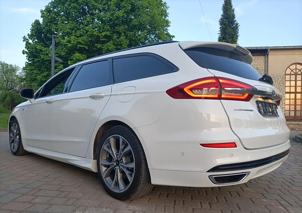 Ford Mondeo cena 71900 przebieg: 177000, rok produkcji 2018 z Kraków małe 106